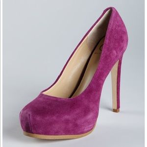 Kelsi Dagger purple suede heels 👠